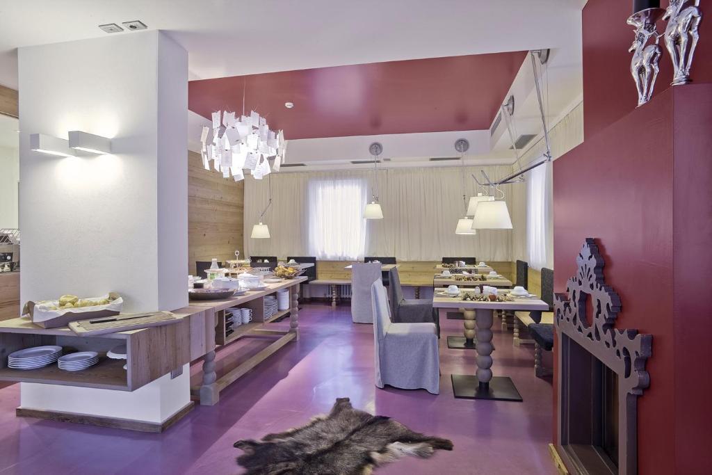 Villa Kofler Wonderland Resort Campitello di Fassa Exteriör bild