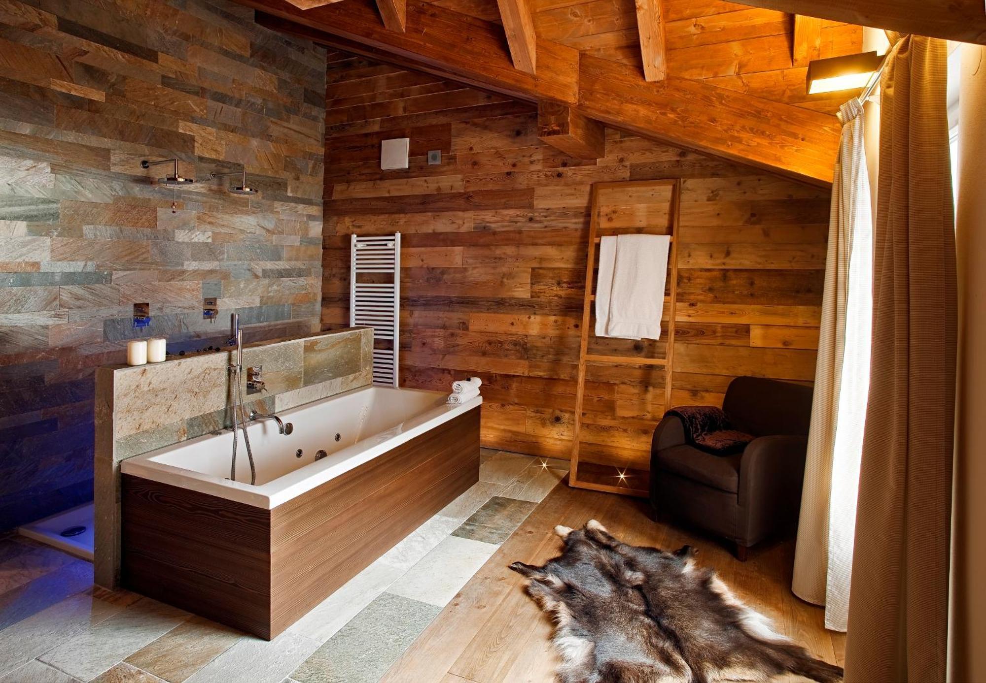 Villa Kofler Wonderland Resort Campitello di Fassa Exteriör bild